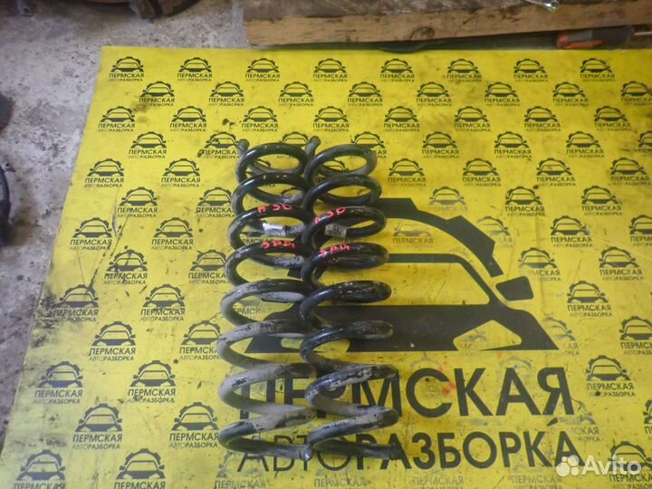 Пружина задняя для BMW 3-серия F30/F31/F80 2011)