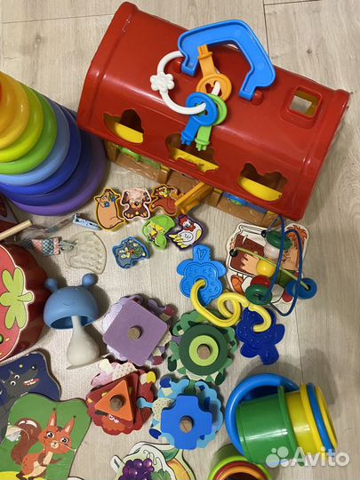 Детские развивающие игрушки пакетом