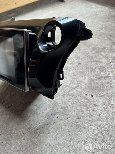 Штатная магнитола Toyota Hilux 2017