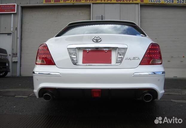 В разборе Toyota Crown Majesta, 2008