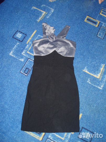 Вечернее платье-футляр