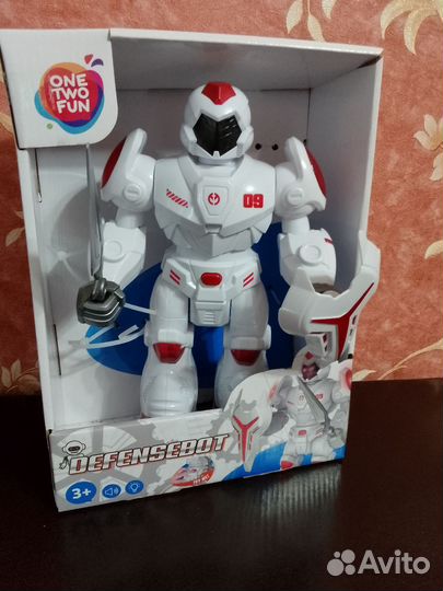 Игрушка робот