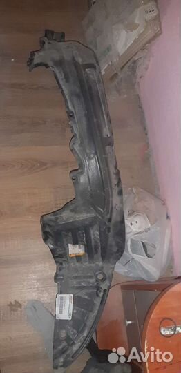 Подкрылок Nissan almera classic