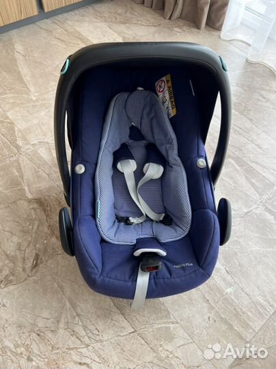 Автокресло Maxi cosi pebble plus с базой 2wayfix