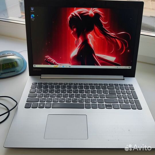 Хорошенький Быстрый Ноутбук Lenovo fullhd15.6