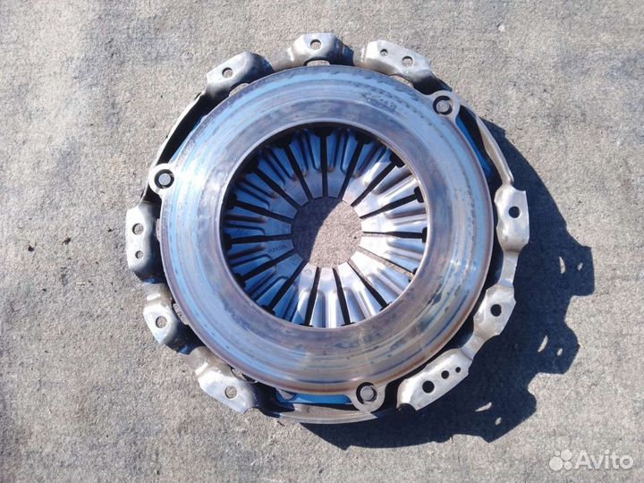 Корзина сцепления Nissan NP 300