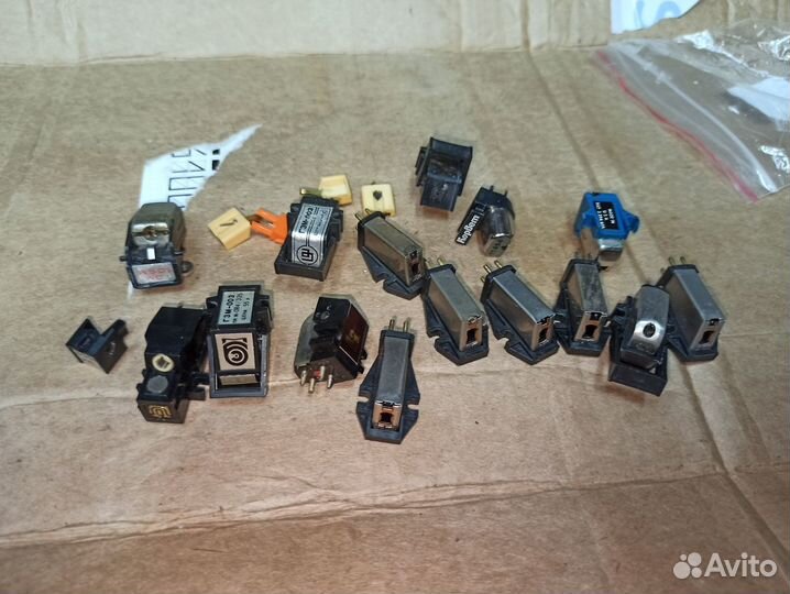 Головки винила