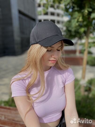 Кепка бейсболка трендовых цветов