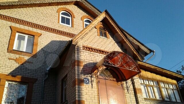 Коттедж 380 м² на участке 9 сот.