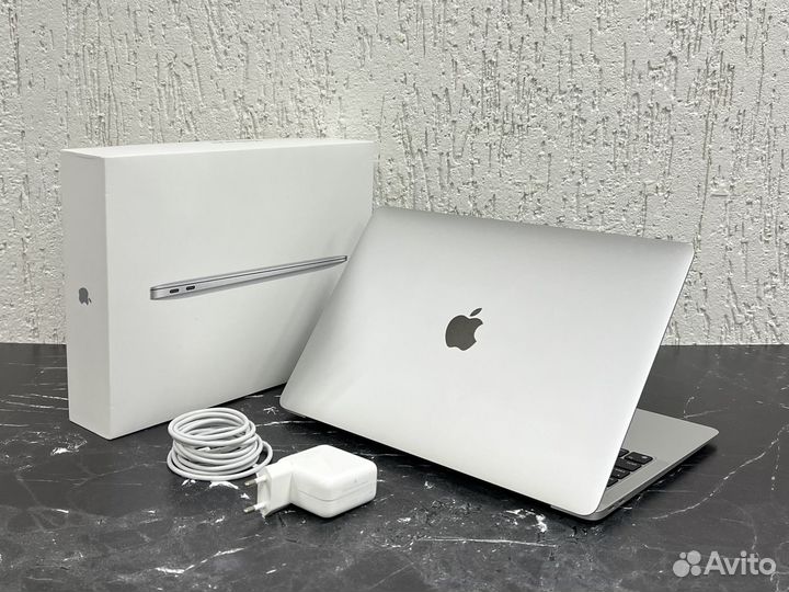 Apple MacBook Air 13 2020 M1