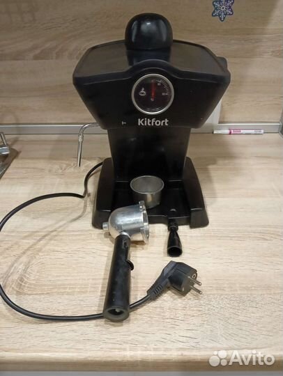 Кофемашина kitfort