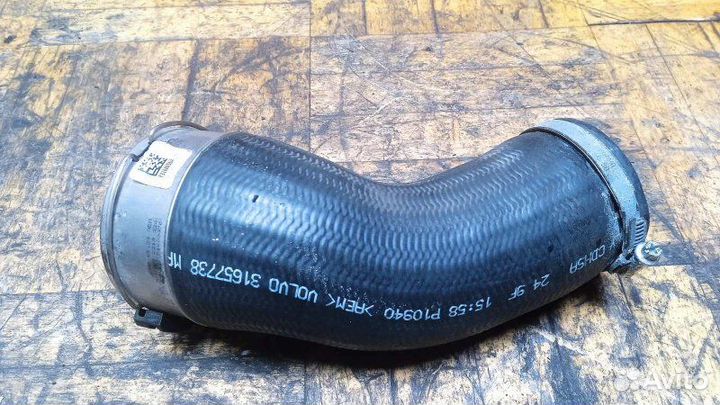 Патрубок интеркулера Volvo V40 2012-2019