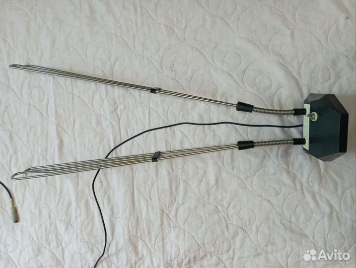 Антенна для тв комнатная