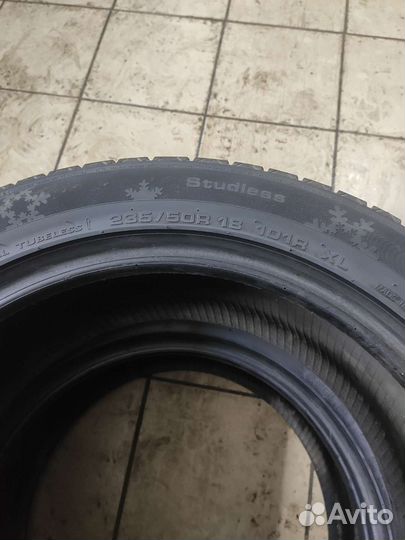 Kumho I'Zen KW31 235/50 R18