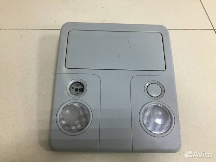 Плафон салонный Suzuki Grand Vitara 2005-2015