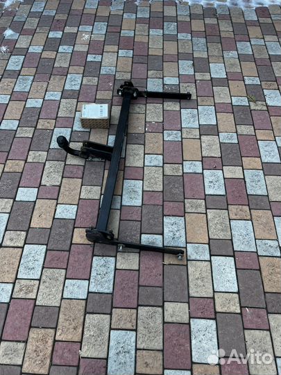 Фаркоп toyota corolla Е210