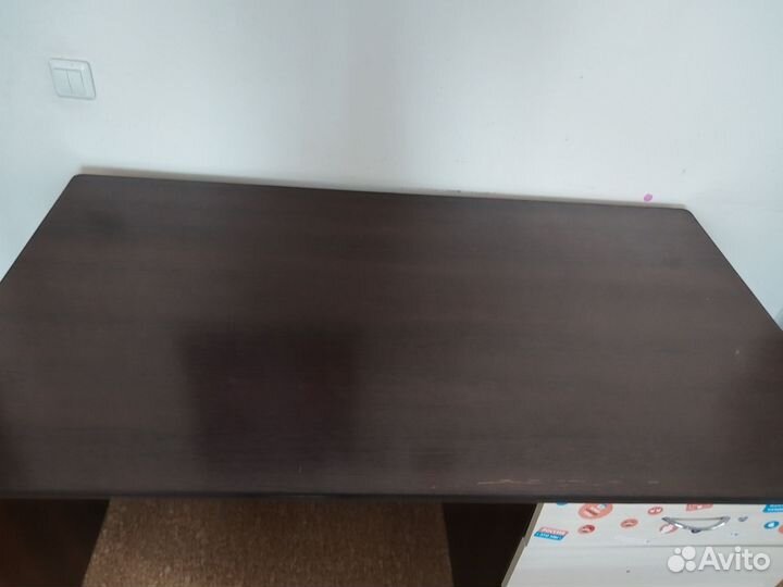 Продам письменный стол