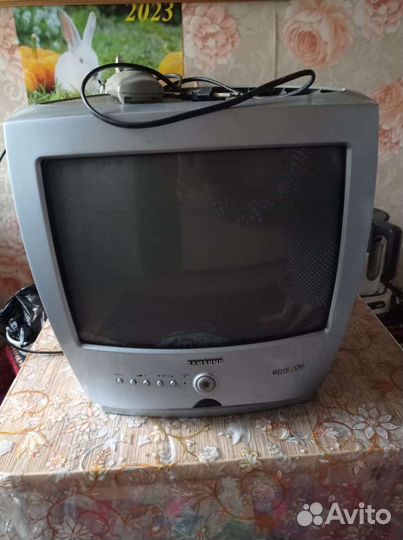Телевизор samsung