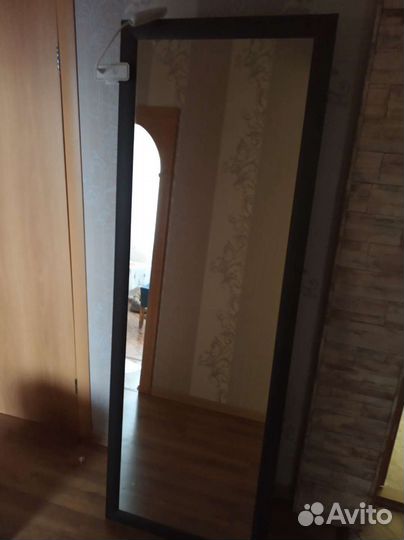 Зеркало напольное
