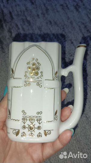 Кружка для минеральной воды, вазочки