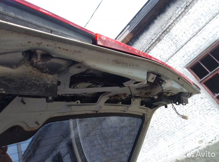 Дверь (крышка багажника) ваз 2110, 2112