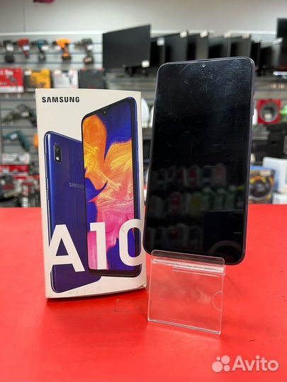 Смартфон Samsung Galaxy A10 2/32GB