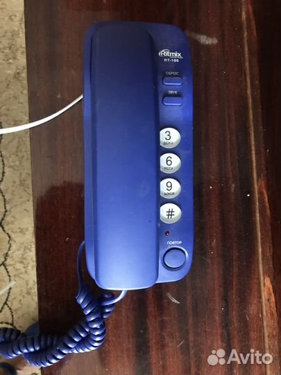 Кнопочный телефон