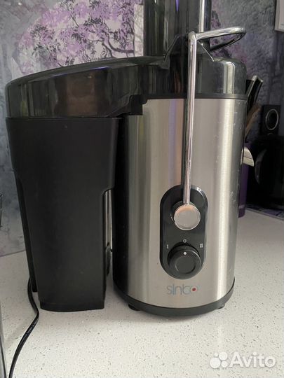 Соковыжималка шнековая бу