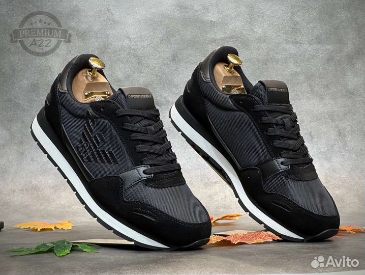 Кроссовки мужские 42 размер новые Armani