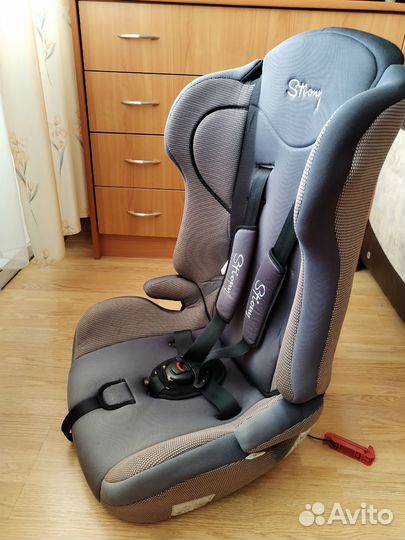 Автомобильное детское кресло от 9 до 36 кг