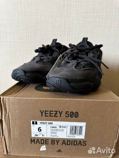 Кроссовки adidas yeezy boost 500