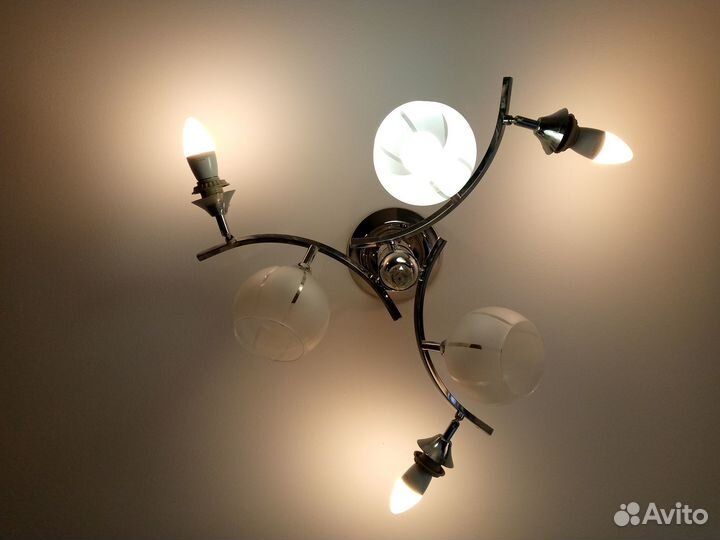 Люстра потолочная