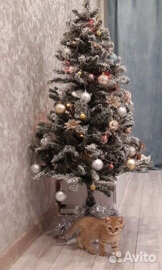 Елка искусственная заснеженная