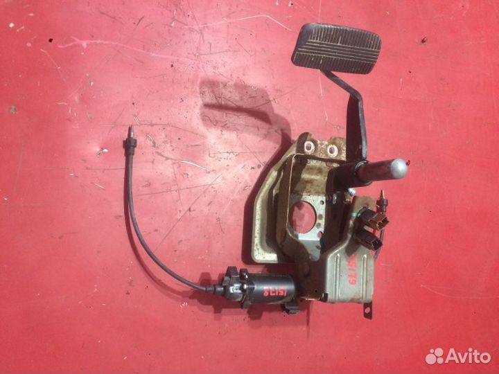 Педаль тормоза Nissan Murano Z50 VQ35DE 2004