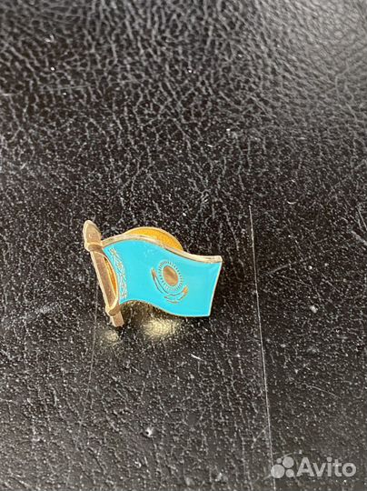 Значки с флагами России И стран снг