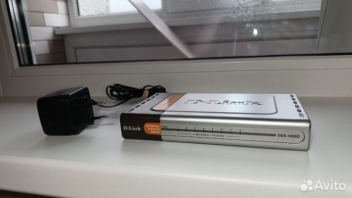 Коммутатор D-Link DES-1008D
