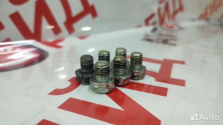 Болт маховика Toyota Ipsum ACM21 2AZ 2006.03