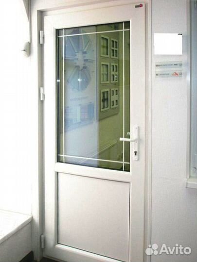 Дверь пластиковая