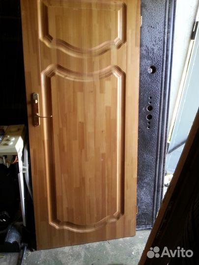 Двери деревянные