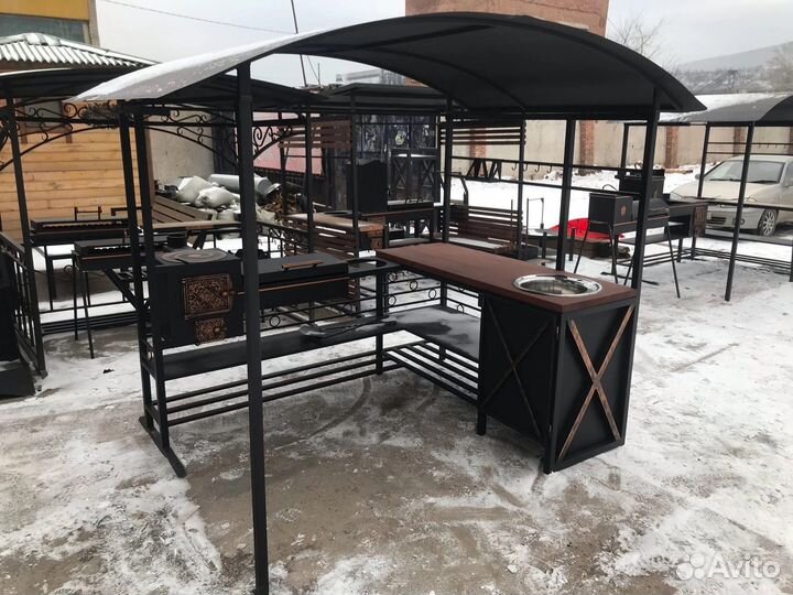 Мангальная зона, беседка с мангалом