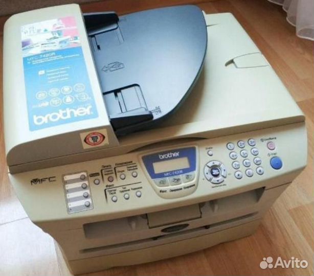 Для студента школьника принтер сканер Brother 7420