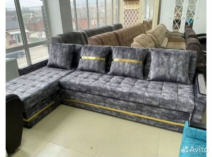 Угловой диван в наличии не б/у