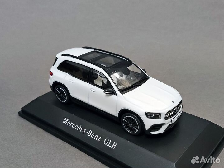 Mercedes-Benz GLB X247 Spark 1/43