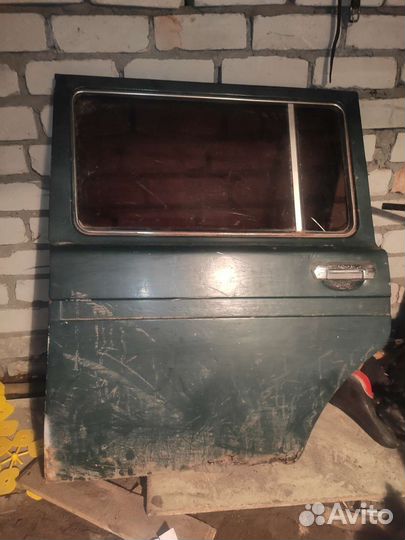 Двери для нивы задние