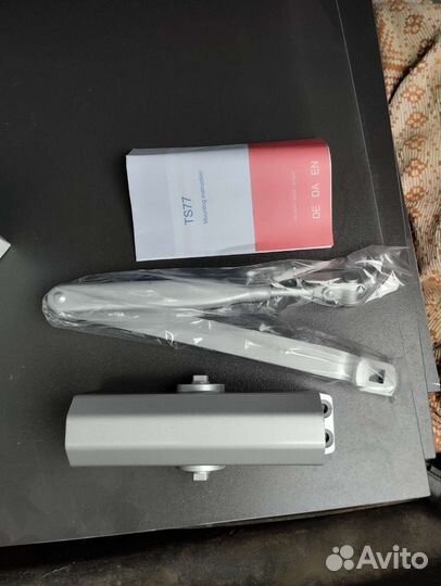 Доводчик дверной