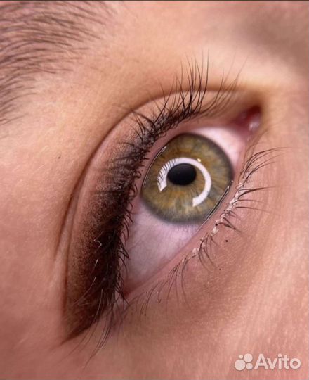 Мастер перманентного макияжа бровей/губ/век