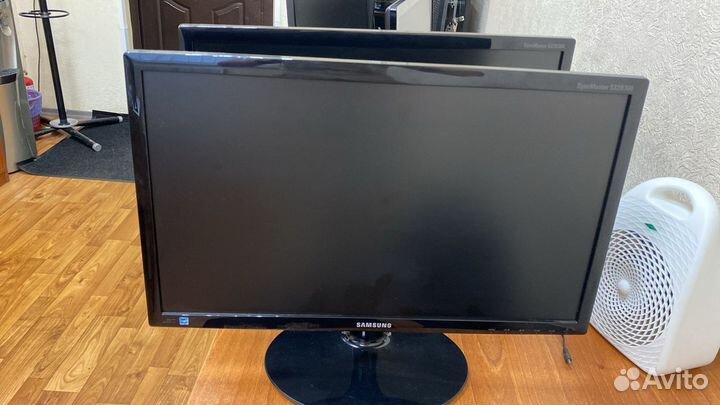 Монитор samsung