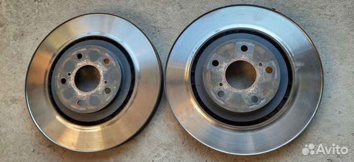 Тормозные диски Lexus 2шт