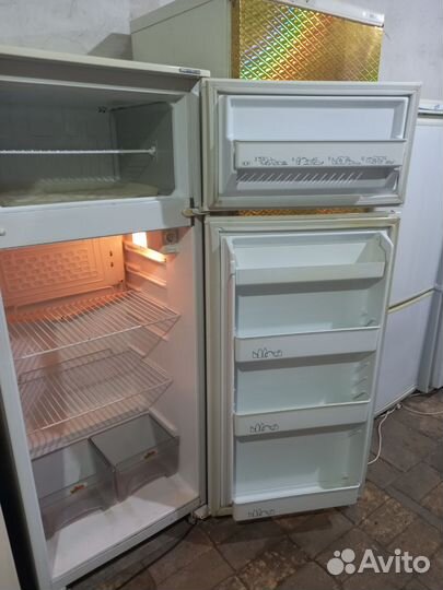 Холодильник Атлант 145см
