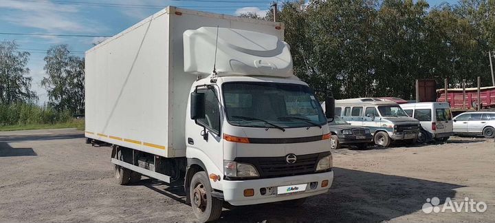 Hino 300 (Dutro), 2011